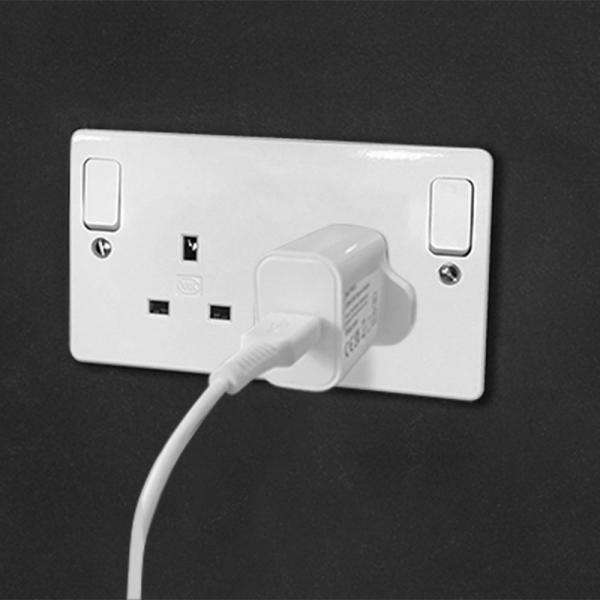 Lindy 73415 Caricabatterie per dispositivi mobili Smartphone, Tablet Bianco AC Ricarica rapida Interno (LINDY 73415 18W USB Type A Charger) - E_0009_B47294018