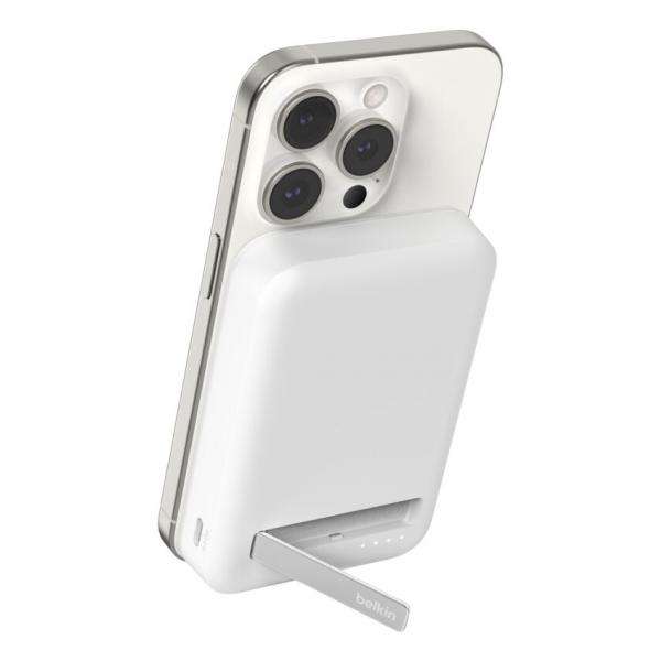 Belkin BoostCharge Pro 8000 mAh Carica wireless Bianco (8K QI2 MAGSAFE COMPATIBLE - POWERBANK WITH KICKSTAND) - E_0009_B49516962