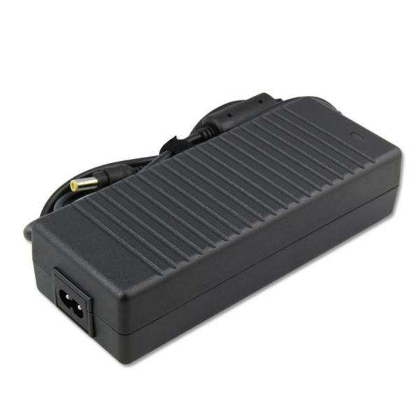 CoreParts MBXAC-AC0001 adattatore e invertitore Interno 135 W Nero (Power Adapter for Acer - 135W 19V 7.1A Plug:5.5*2.5 - Including EU Power Cord - Warranty: 18M) - E_0009_B7414897